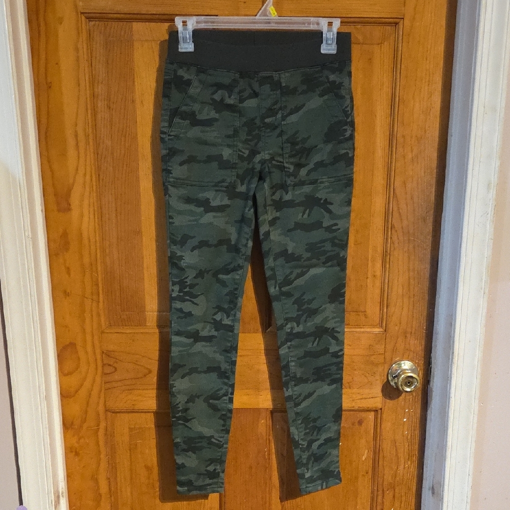 No Boundaries Green Camo Kids Leggings